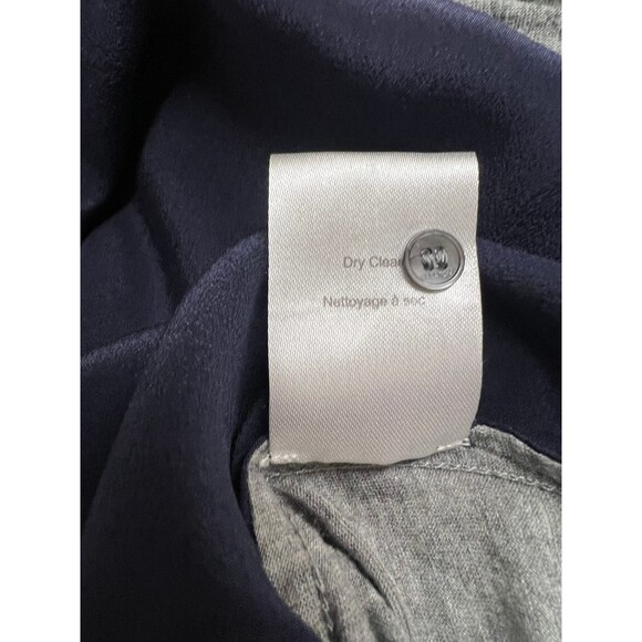 Aritzia Babaton Navy Silk Grey Colorblock long sleeve key hole button Blouse XXS - Picture 7 of 9